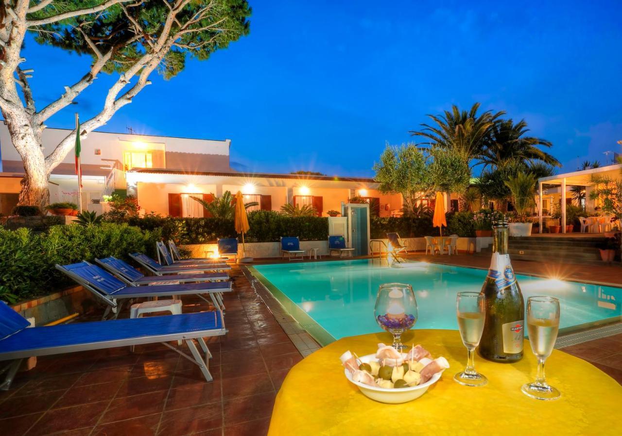 Hotel Villa Mena Forio di Ischia Dış mekan fotoğraf