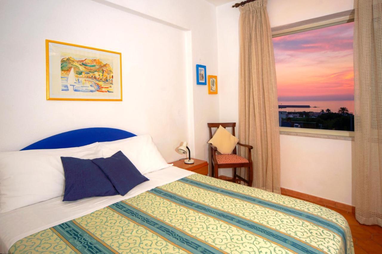 Hotel Villa Mena Forio di Ischia Dış mekan fotoğraf