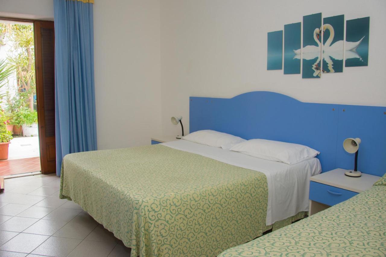 Hotel Villa Mena Forio di Ischia Dış mekan fotoğraf