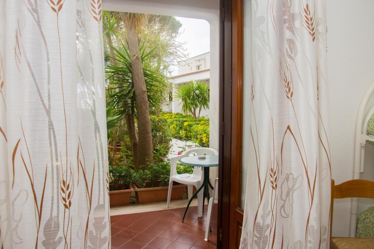 Hotel Villa Mena Forio di Ischia Dış mekan fotoğraf