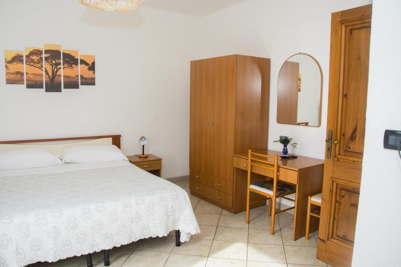 Hotel Villa Mena Forio di Ischia Dış mekan fotoğraf