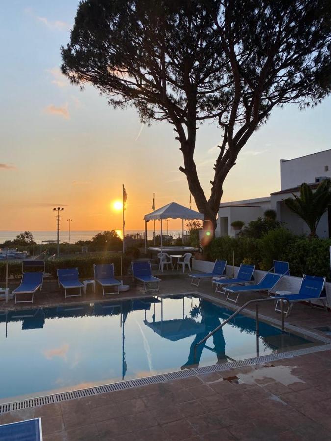 Hotel Villa Mena Forio di Ischia Dış mekan fotoğraf